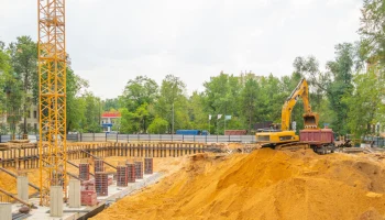 Собянин: еще пять площадок включены в программу реновации