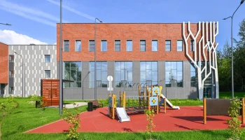 Учебный корпус с необычными фасадами построили в Щербинке за счет бюджета города