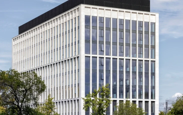 Владимир Ефимов: более пяти миллионов квадратных метров общественно-деловой и производственной недвижимости возвели в столице в 2025 году