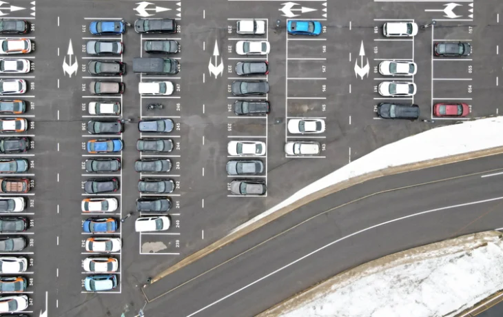 По проекту КРТ на улицах Ярославской и Космонавтов оборудуют парковку и выполнят благоустройство