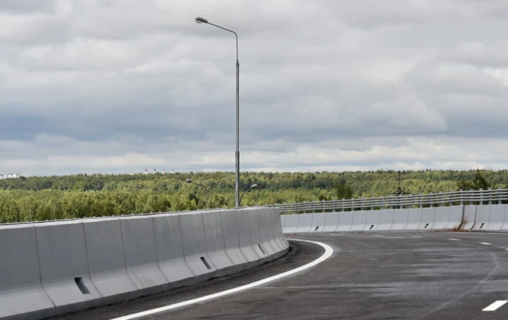 Сергей Собянин: строительство нового путепровода над Южной рокадой завершится до конца 2026 года