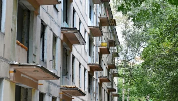 Семь старых домов снесли в районе Лефортово по программе реновации