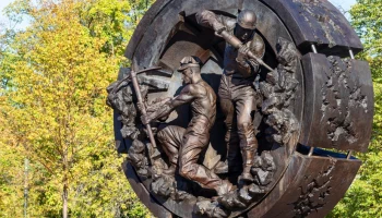 Мэр рассказал об открытии памятника «Метростроителям России»