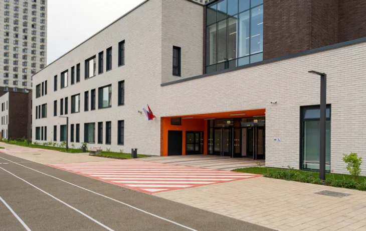 Владимир Ефимов: в Южном Медведкове построили два образовательных объекта в 2025 году