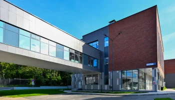 Собянин: в Щербинке построен новый корпус школы № 2122 им. Юрасова