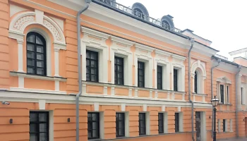Историческое здание в Пресненском районе выставили на аукцион