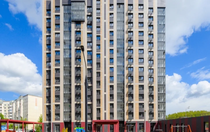 Почти 120 семей переехали в новый дом по реновации в Южном Бутове