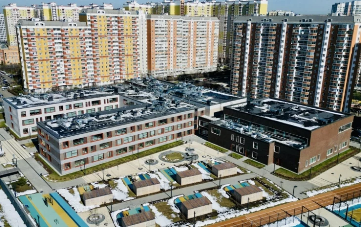Собянин: школа, детский сад и здание суда открылись в Новой Москве
