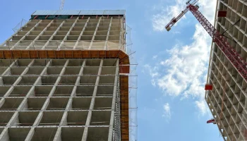 Жилье и соцобъекты построят в семи округах Москвы по программе КРТ