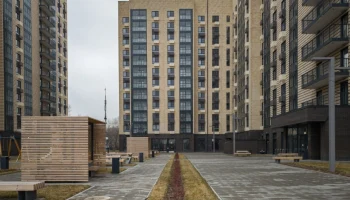 Почти 760 москвичей заключили договоры на жилье по реновации в новостройке на ул. Совхозная