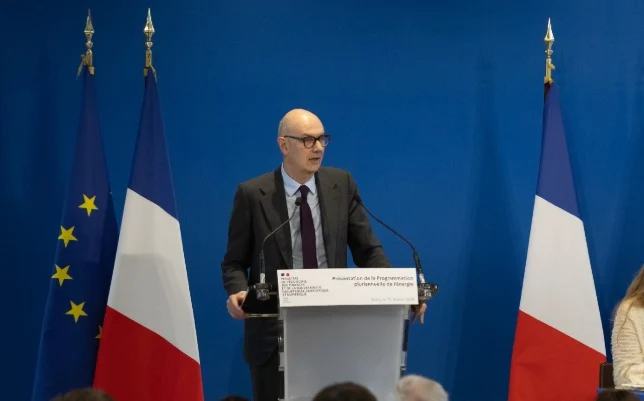 Франция приняла долгосрочный энергоплан по развитию атомной энергетики и ВИЭ