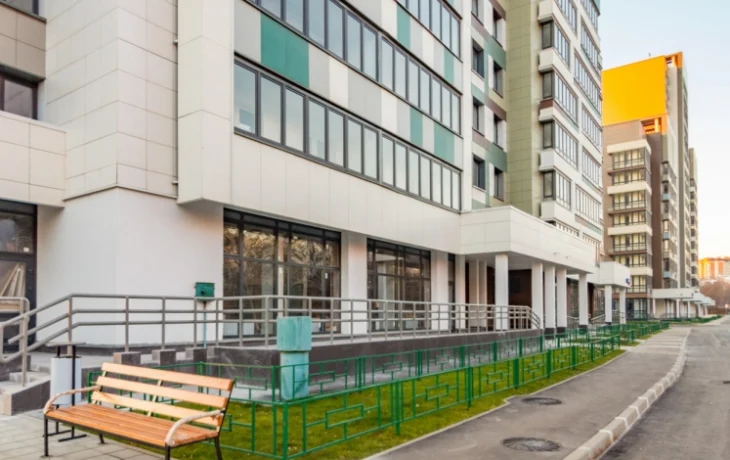 Более 30 помещений на первых этажах ЖК по реновации в Бабушкинском районе заняты социально-бытовыми объектами Более 30 помещений на первых этажах ЖК по реновации в Бабушкинском районе заняты социально-бытовыми объектами