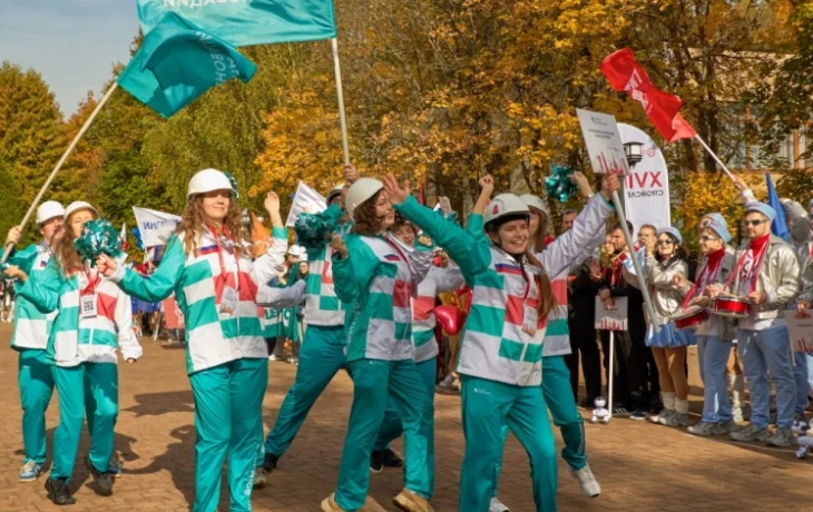 Более 350 участников собрал XVII слет молодых специалистов стройотрасли Москвы