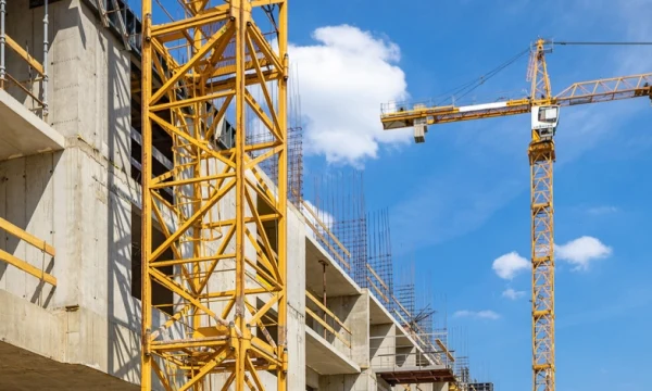 Владимир Ефимов: с 2023 года город выделил 28 участков для реализации объектов в рамках МаИП на юго-востоке столицы