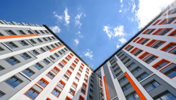 Порядка 33 тыс. горожан оформили документы на жилье по реновации за девять месяцев