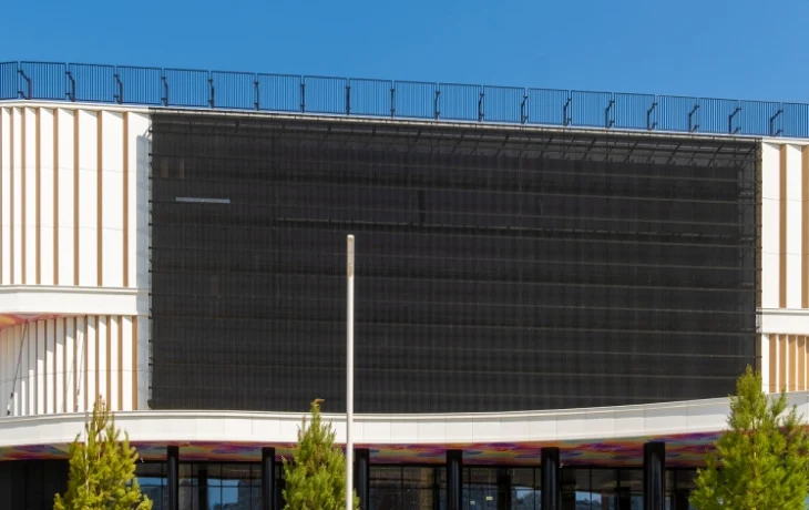 В Некрасовке построили крупный торгово-развлекательный центр