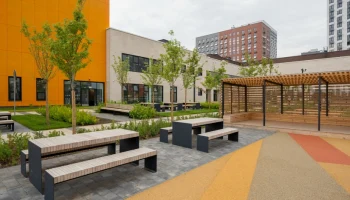 Почти 90 социально значимых объектов столицы получили адреса за семь месяцев