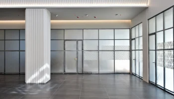 За девять месяцев инвесторы приобрели на городских торгах 105 объектов коммерческой недвижимости в ЦАО