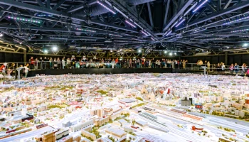 Более 320 учащихся кадетских классов столицы посетили «Макет Москвы» на ВДНХ