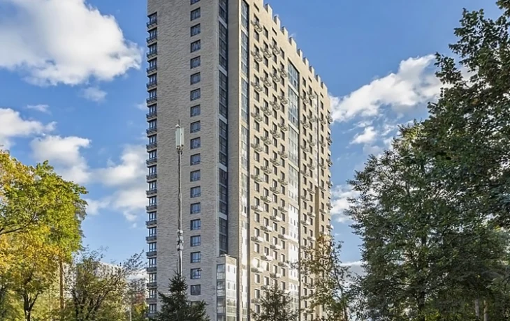 Владимир Ефимов: более 340 москвичей приступили к переселению в новостройку по программе реновации на Изумрудной улице