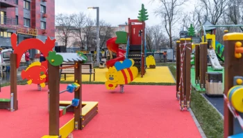 Почти 30 детских площадок появилось около новых ЖК в рамках реновации в ВАО в 2024 году