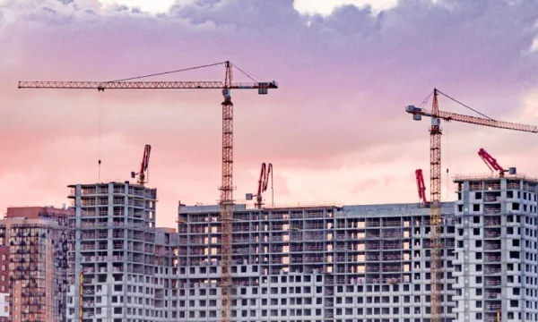 Владимир Ефимов: городские кварталы появятся в 27 районах Москвы по 34 новым проектам КРТ Владимир Ефимов: городские кварталы появятся в 27 районах Москвы по 34 новым проектам КРТ