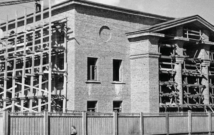 Фотовыставки о строительстве в годы Великой Отечественной войны пройдут в парках столицы