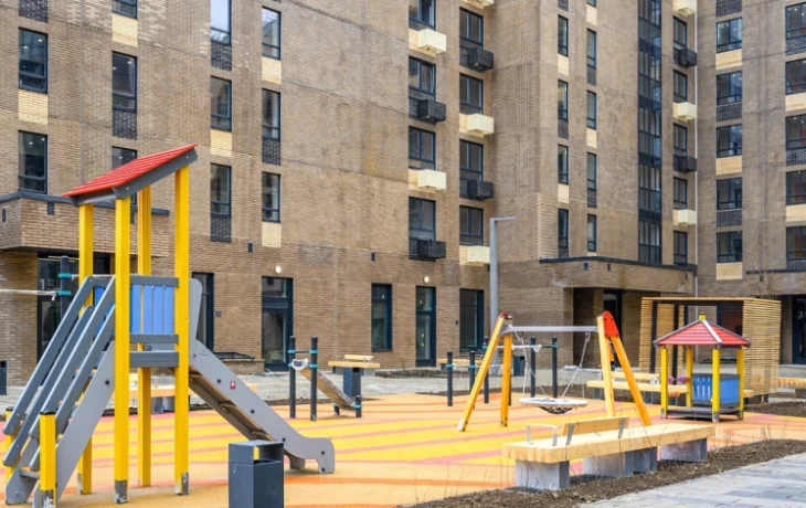 120 семей переехали в новостройку по реновации в районе Царицыно