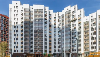 Члены Общественной палаты Москвы ознакомились с технологиями крупномодульного строительства домов по программе реновации