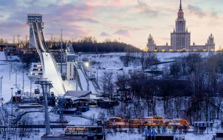 Владимир Ефимов: с 2011 года на западе Москвы построили 11 спортивных объектов за счет средств городского бюджета