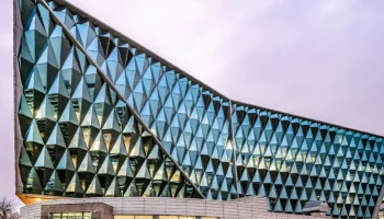 В Москве возвели около 50 млн &laquo;квадратов&raquo; нежилой недвижимости за 15 лет