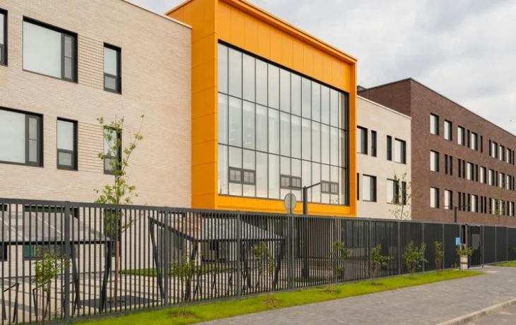 Учреждения образования ТиНАО получили в оперативное управление более 100 объектов недвижимости за 13 лет