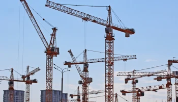 Собянин: более 10,5 млн кв. м жилья строят и проектируют для программы реновации