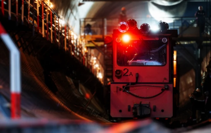 Владимир Ефимов: на будущей станции метро &laquo;Строгино&raquo; более чем наполовину выполнены земляные работы