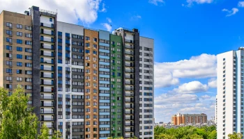 На бульваре Яна Райниса построили жилой комплекс по программе реновации