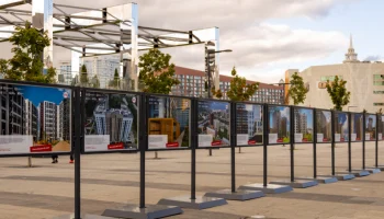 Фотовыставка о программе реновации открылась в парке «Ходынское поле»