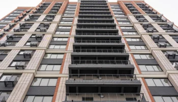 Почти 1,3 тыс. москвичей получили новое жилье по реновации в районе Коптево