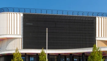 В Некрасовке построили крупный торгово-развлекательный центр